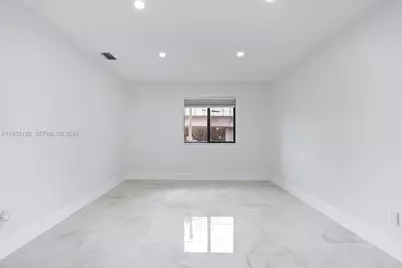 1411 NW 40th St, Miami, FL 33142 - Photo 29