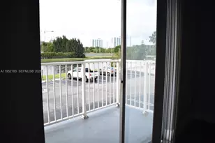 16465 NE 22nd Ave, North Miami Beach, FL 33160 - Photo 5