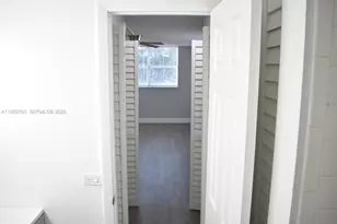 16465 NE 22nd Ave, North Miami Beach, FL 33160 - Photo 19