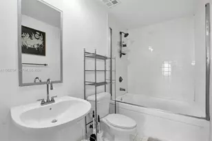 10 SW South River Dr, Miami, FL 33130 - Photo 13