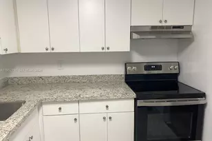 5112 NW 79th Ave, Doral, FL 33166 - Photo 7