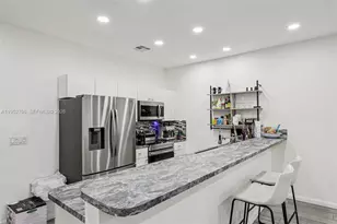 2307 Washington St, Hollywood, FL 33020 - Photo 3