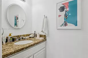 2307 Washington St, Hollywood, FL 33020 - Photo 13