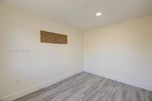 742 NW 70th St, Miami, FL 33150 - Photo 89