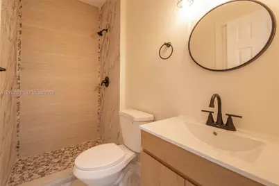 742 NW 70th St, Miami, FL 33150 - Photo 17