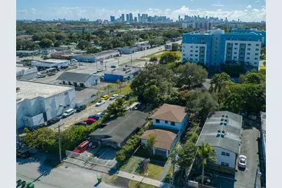 742 NW 70th St, Miami, FL 33150 - Photo 39