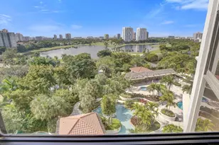 20281 E Country Club Dr, Aventura, FL 33180 - Photo 35