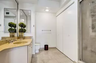 20281 E Country Club Dr, Aventura, FL 33180 - Photo 31