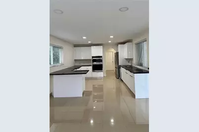 16453 NE 33rd Ave #1, North Miami Beach, FL 33160 - Photo 5