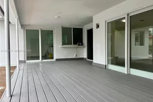 16453 NE 33rd Ave, North Miami Beach, FL 33160 - Photo 17