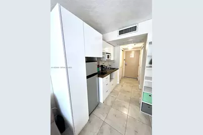 19201 Collins Ave #1102, Sunny Isles Beach, FL 33160 - Photo 21