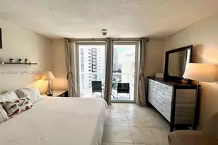 19201 Collins Ave, Sunny Isles Beach, FL 33160 - Photo 17