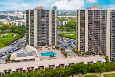 20379 W Country Club Dr #532, Aventura, FL 33180 - Photo 19