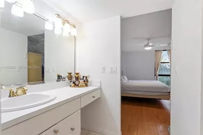 20379 W Country Club Dr #532, Aventura, FL 33180 - Photo 13