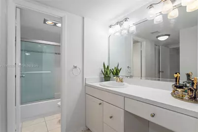 20379 W Country Club Dr #532, Aventura, FL 33180 - Photo 17