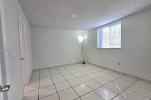 10090 NW 80th Ct, Hialeah Gardens, FL 33016 - Photo 15