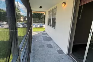 179 Canterbury, West Palm Beach, FL 33417 - Photo 9