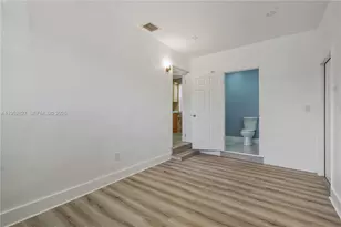 881 NW 34th Ave, Lauderhill, FL 33311 - Photo 11