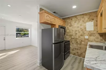 881 NW 34th Ave, Lauderhill, FL 33311 - Photo 9