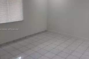 2154 W 60th St, Hialeah, FL 33016 - Photo 13