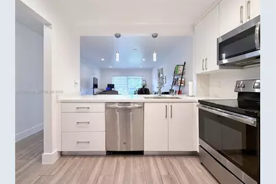 7722 Camino Real #E-317, Miami, FL 33143 - Photo 3