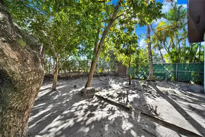 474 E 10th St, Hialeah, FL 33010 - Photo 31