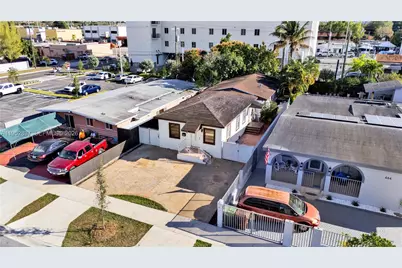 474 E 10th St, Hialeah, FL 33010 - Photo 3