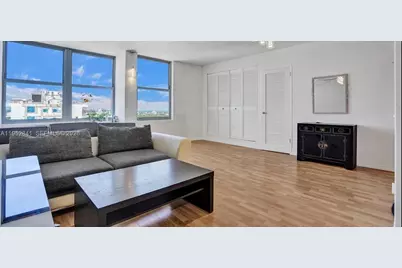 2899 Collins Ave #1502, Miami Beach, FL 33140 - Photo 9