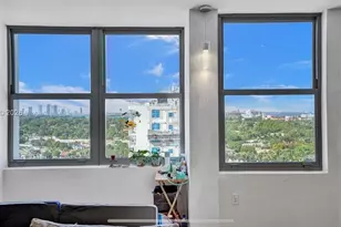 2899 Collins Ave, Miami Beach, FL 33140 - Photo 13