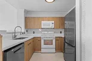 4460 NW 107th Ave, Doral, FL 33178 - Photo 3