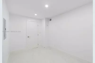 5005 Collins Ave #415, Miami Beach, FL 33140 - Photo 25