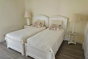 20335 W Country Club Dr, Aventura, FL 33180 - Photo 17