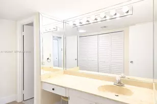 20335 W Country Club Dr, Aventura, FL 33180 - Photo 15