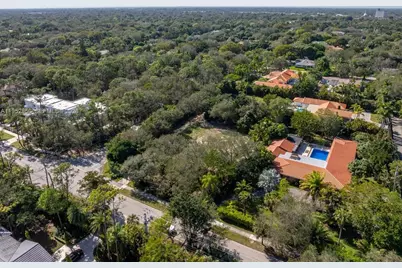 9790 SW 67th Ave, Pinecrest, FL 33156 - Photo 3