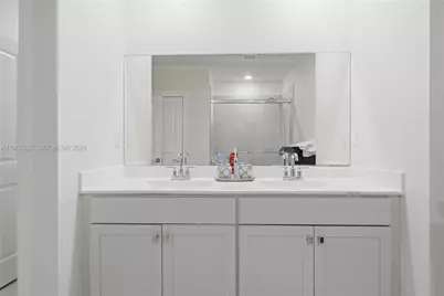 439 NE 6th Pl, Florida City, FL 33034 - Photo 35