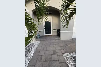 439 NE 6th Pl, Florida City, FL 33034 - Photo 3