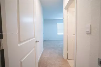 528 NE 1st Dr, Florida City, FL 33034 - Photo 13