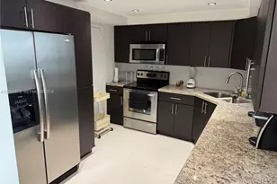 2780 NE 183rd St, Aventura, FL 33160 - Photo 5