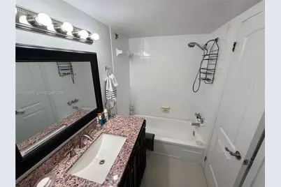 2780 NE 183rd St #2107, Aventura, FL 33160 - Photo 17