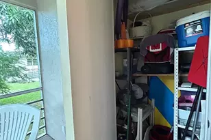 5640 SW 3rd Pl, Margate, FL 33068 - Photo 15