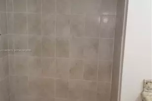 8401 SW 107th Ave, Miami, FL 33173 - Photo 15