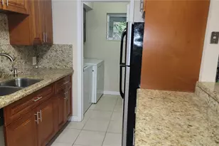 8401 SW 107th Ave, Miami, FL 33173 - Photo 5