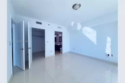 475 Brickell Ave #3611, Miami, FL 33131 - Photo 13