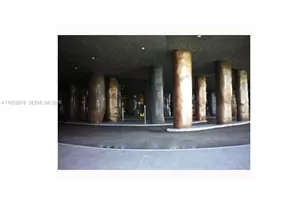 475 Brickell Ave, Miami, FL 33131 - Photo 3