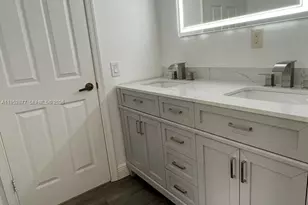 1971 Harbor View Cir, Weston, FL 33327 - Photo 17