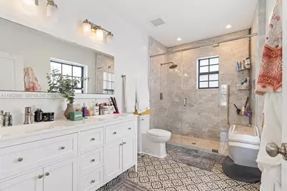 1329 Obispo Avenue, Coral Gables, FL 33134 - Photo 17