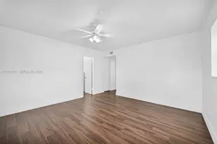 7911 SW 9th St, North Lauderdale, FL 33068 - Photo 43