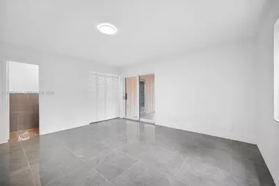 7911 SW 9th St, North Lauderdale, FL 33068 - Photo 17