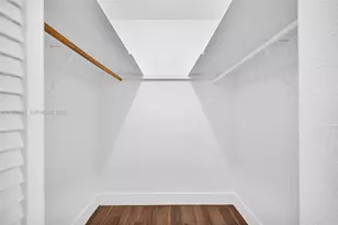 7911 SW 9th St, North Lauderdale, FL 33068 - Photo 45