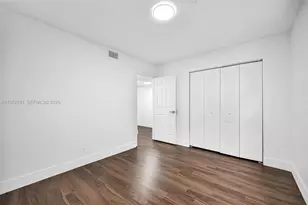 7911 SW 9th St, North Lauderdale, FL 33068 - Photo 37